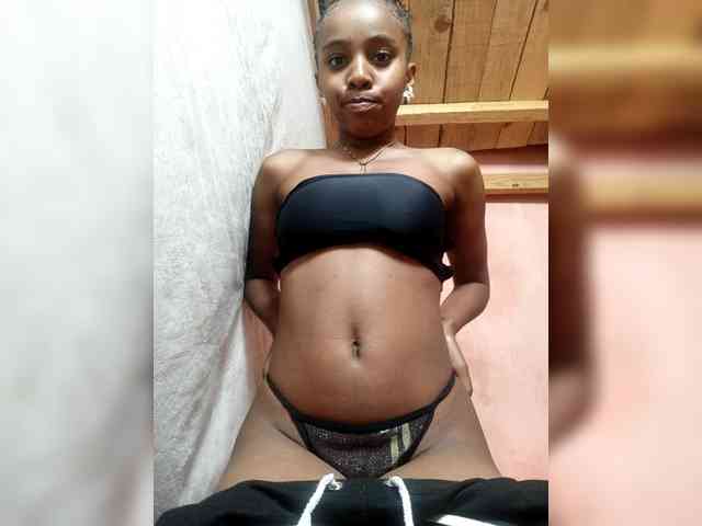 Elinah1 webcam
