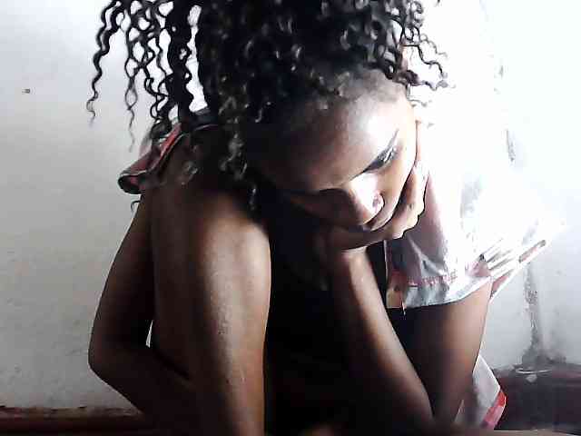 Elinah1 webcam