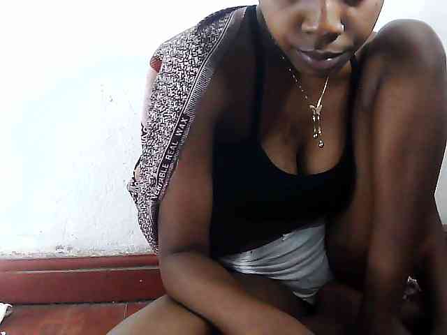 Elinah1 webcam