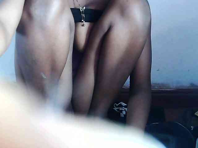 Elinah1 webcam