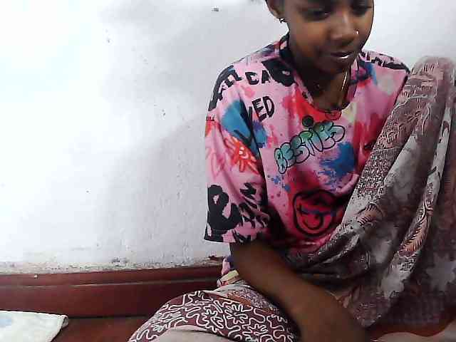 Elinah1 webcam