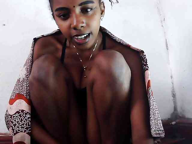 Elinah1 webcam
