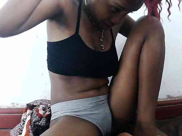 Elinah1 webcam
