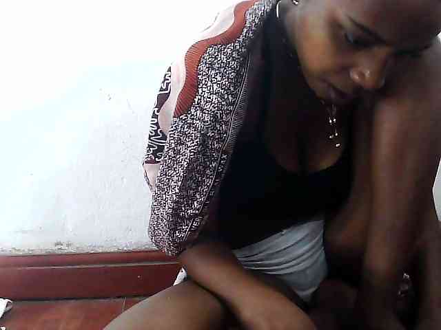 Elinah1 webcam