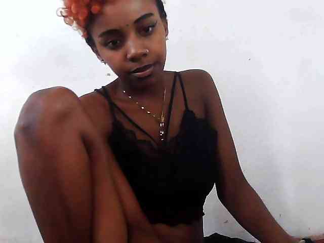Elinah1 webcam