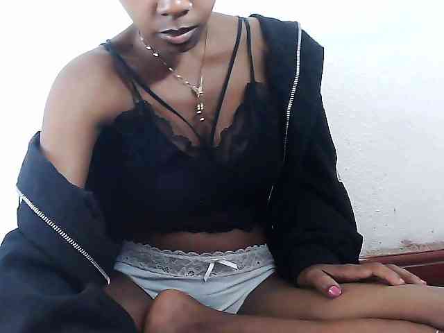Modèle: Elinah1