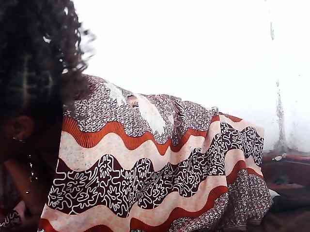 Elinah1 webcam