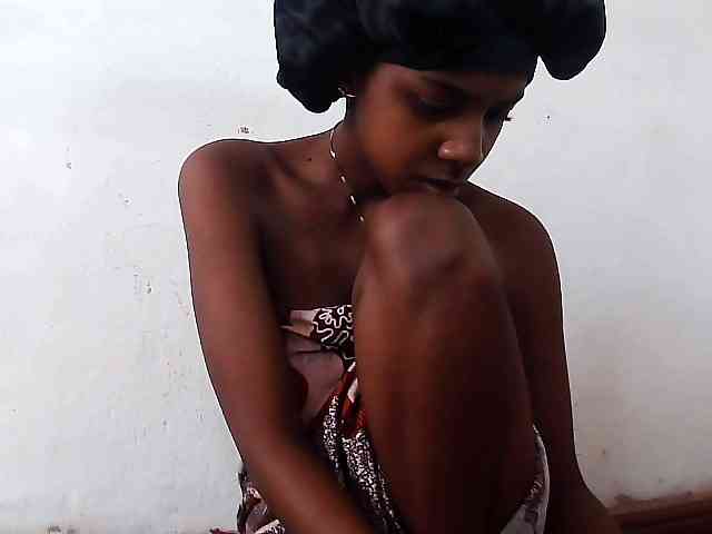 Elinah1 webcam