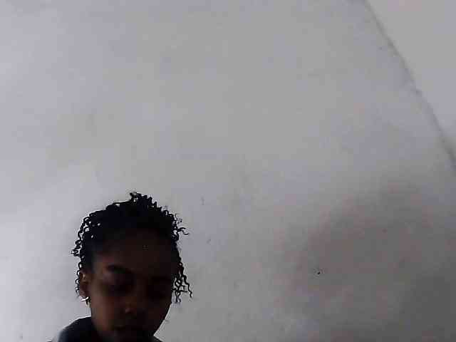 Elinah1 webcam