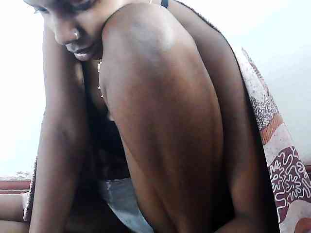 Elinah1 webcam