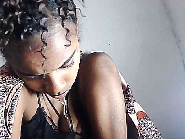 Elinah1 webcam