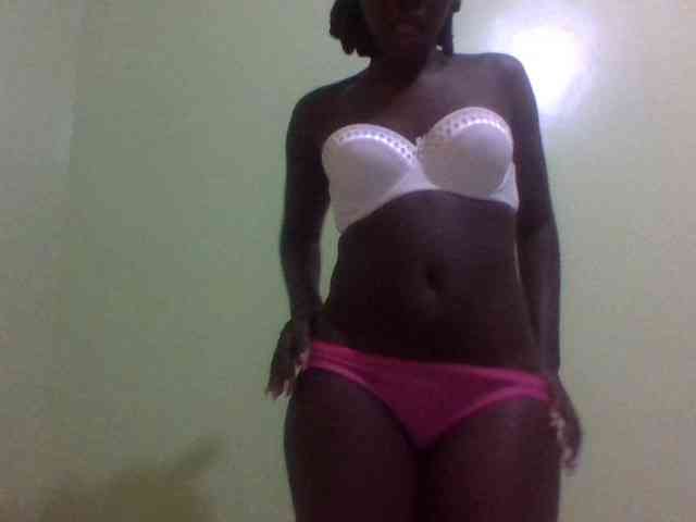 Model: Satindesire