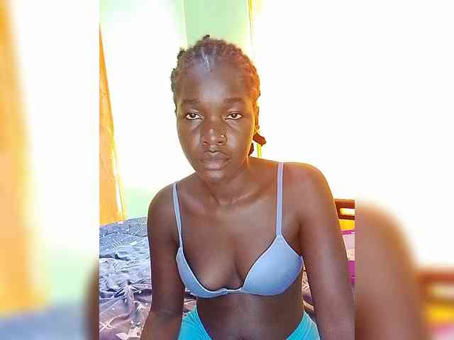 Model: Satindesire