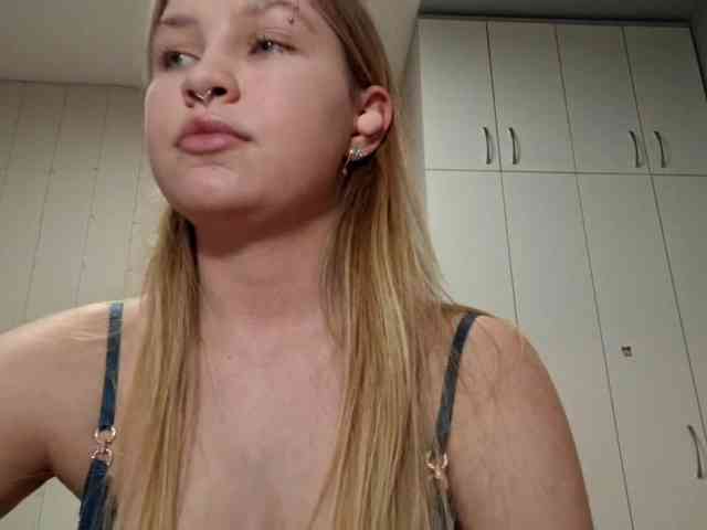 PeonyPinchX webcam