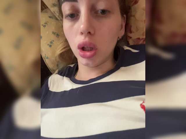 Sweet22girl21242 live cam on BongaCams
