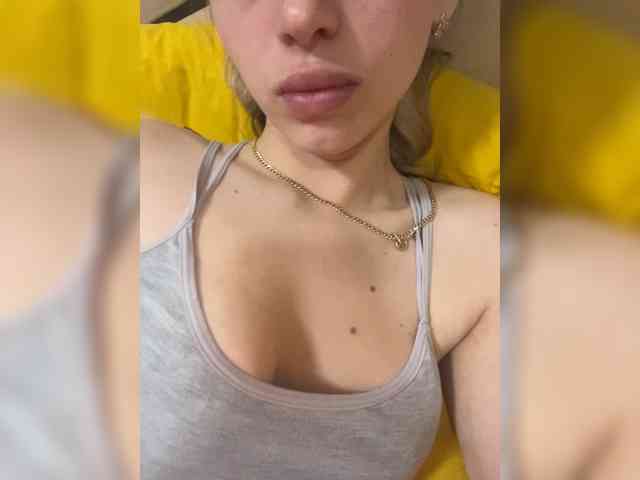 Sweet22girl21242 webcam