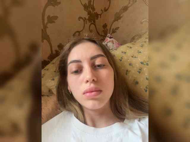 Sweet22girl21242 webcam