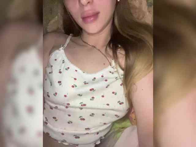 Sweet22girl21242 webcam