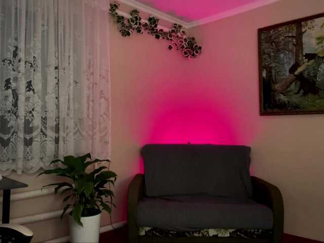 Alyonacuttie live webcam show