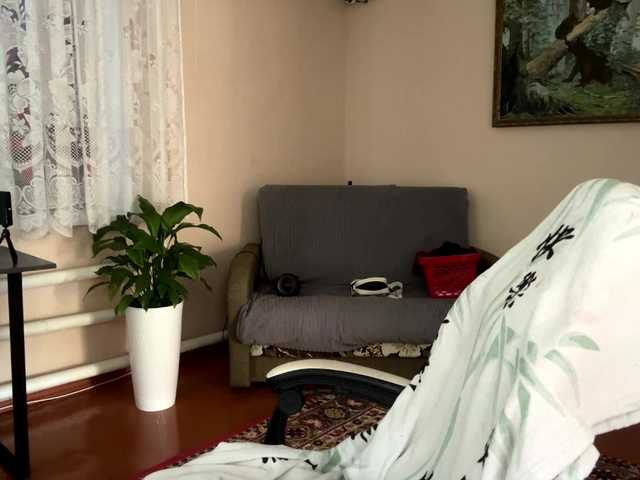 Alyonacuttie live cam on BongaCams