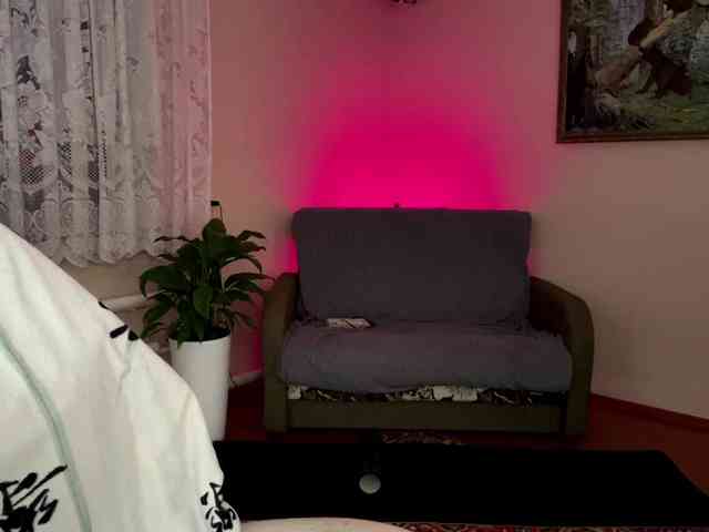 Alyonacuttie webcam