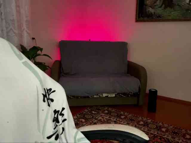 Alyonacuttie webcam