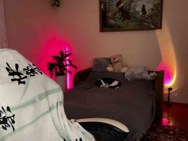 Alyonacuttie webcam