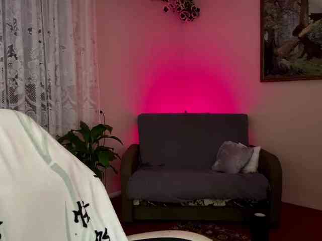 Alyonacuttie webcam