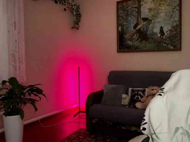 Alyonacuttie webcam