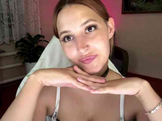 Alyonacuttie webcam