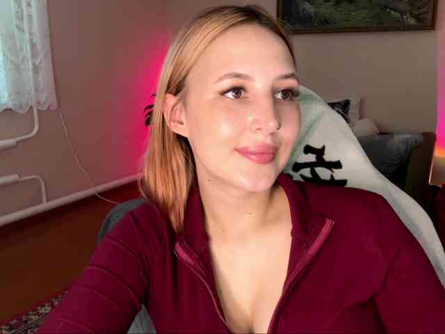 Alyonacuttie webcam