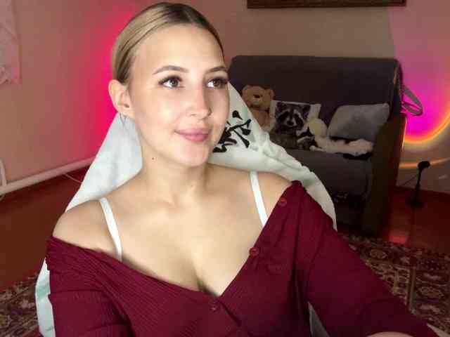 Alyonacuttie webcam