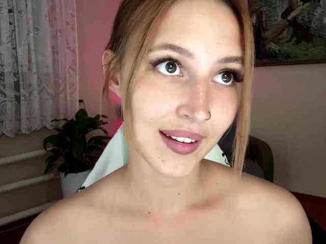 Alyonacuttie webcam