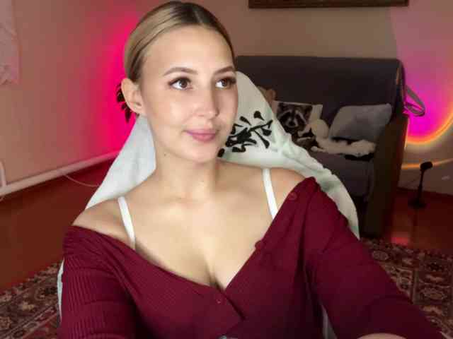 Alyonacuttie Alyonacuttie
