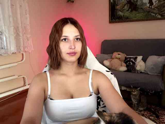 Alyonacuttie Alyonacuttie
