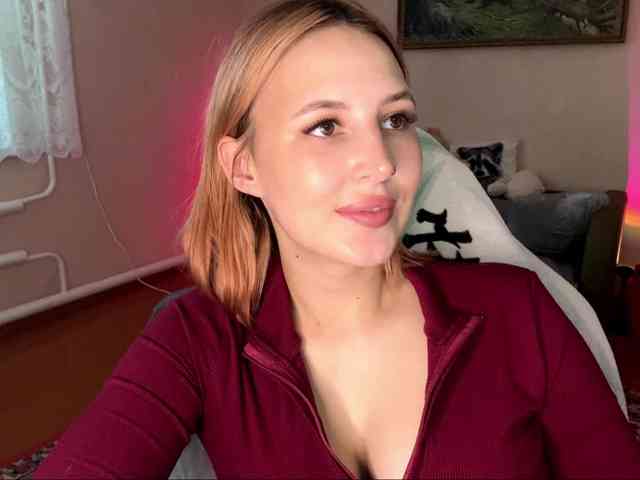 Alyonacuttie webcam