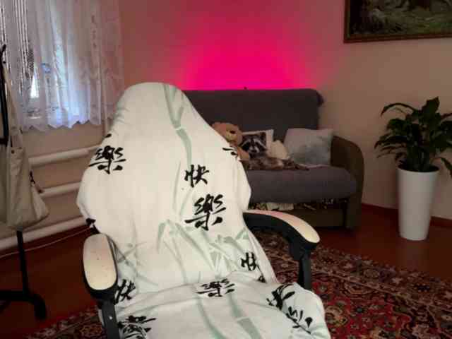 Alyonacuttie cam