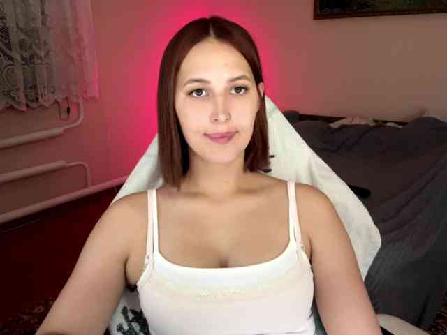 Alyonacuttie webcam