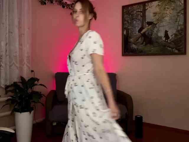 Alyonacuttie webcam