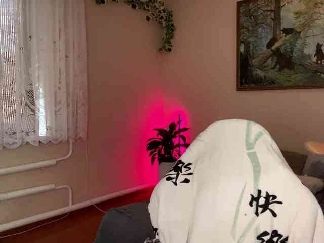 Alyonacuttie webcam