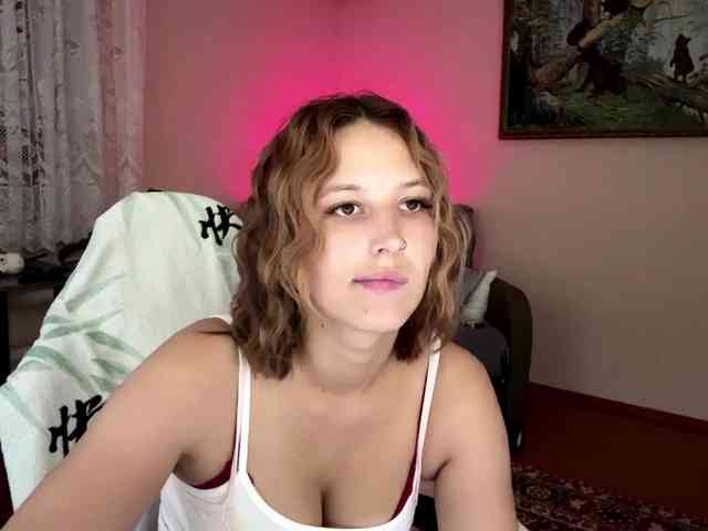 Alyonacuttie Alyonacuttie