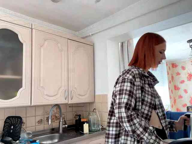Alyonacuttie webcam