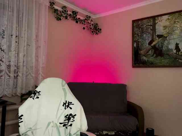 Alyonacuttie webcam