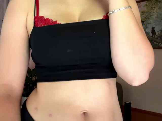Alyonacuttie webcam