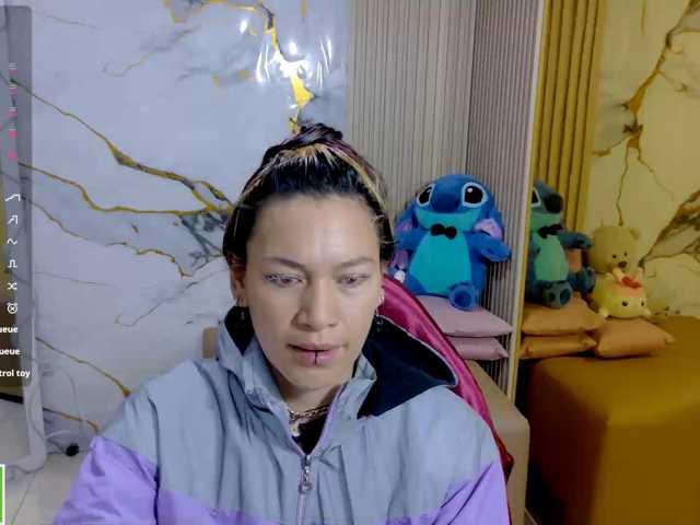 alonddra-tay, live now on BongaCams