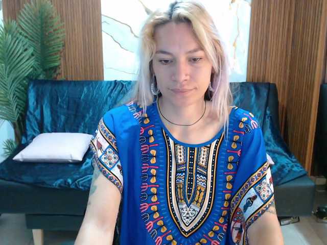 alonddra-tay live webcam show
