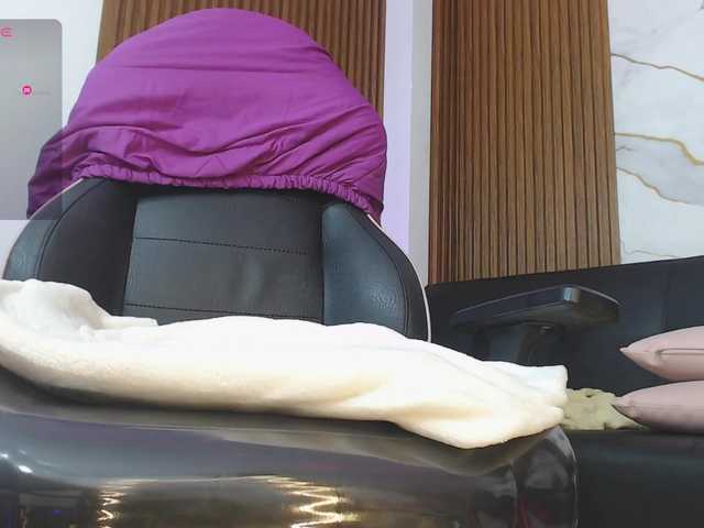 alonddra-tay live cam on BongaCams