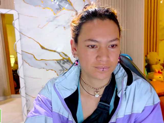 alonddra-tay live cam on BongaCams