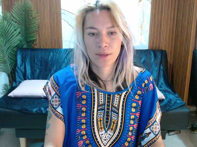 alonddra-tay live sex show