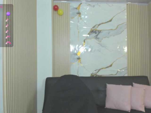 alonddra-tay live cam on BongaCams